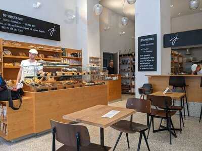 Joseph Brot  - Backerei Bistro