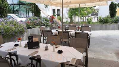 Ins Rainers Café Restaurant