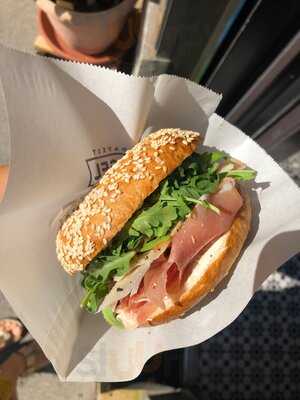 Budapest Bagel Vienna