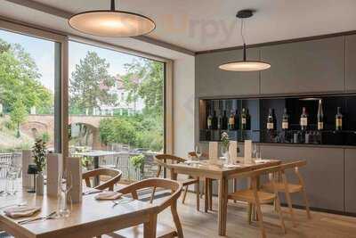 Weinhaus - Kirchberg Am Wagram