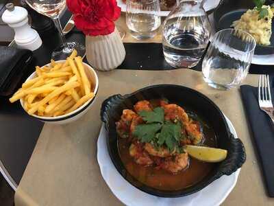 Coco Bistrot Cafe Bar A Vin