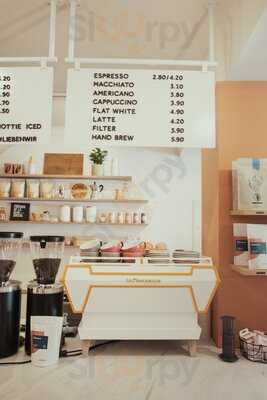 Lieben Wir Coffee Concept Store