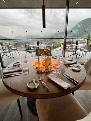 Deck7: Rooftop Restaurant