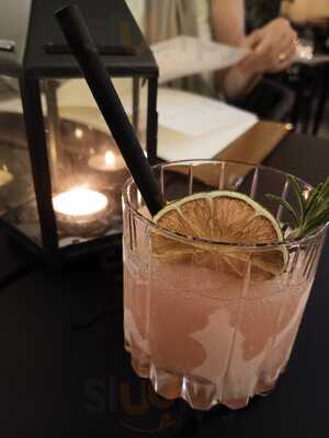 Oak107 Smokehouse Vienna