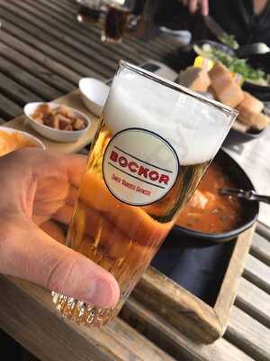 Les Halles Marktcafe