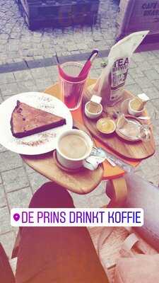 Dpdk - De Prins Drinkt Koffie