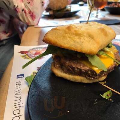 Mifa Burger