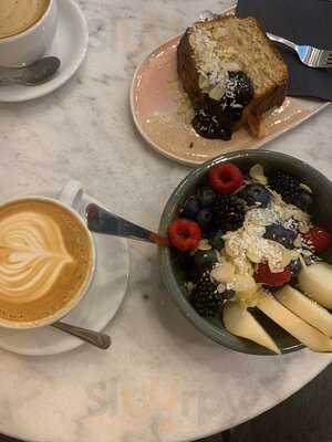 Cafune Espresso Bar & Roastery