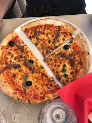 Restaurant La Familia