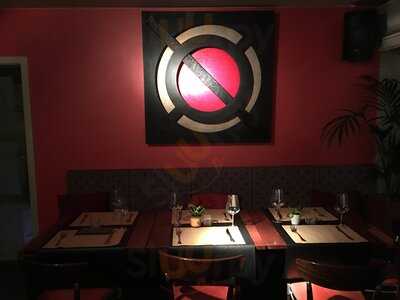 Jane's Wine And Dine