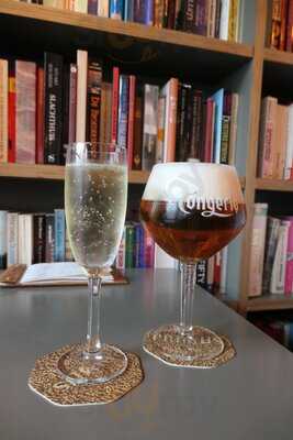 Le Bal Infernal - Used Book Cafe