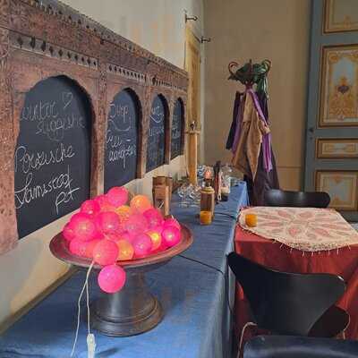 Uit Steppe & Oase Theeten