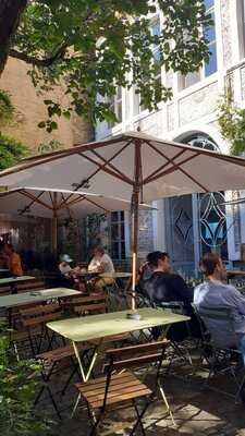 Uit Steppe & Oase Theeten