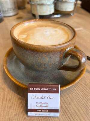 Le Pain Quotidien Korenmarkt