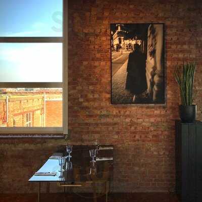 Rooftop Bar & Restaurant Gaston