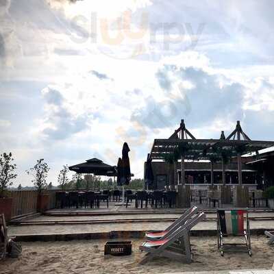 Rooftop Bar & Restaurant Gaston