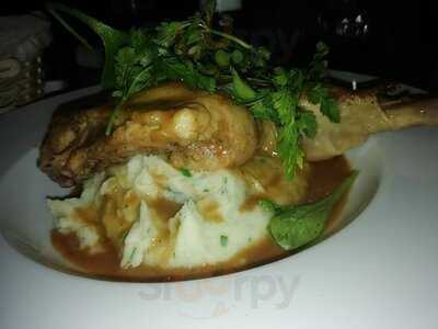 Abc Antwerpse Brouw Compagnie Brewery Taproom & Resto