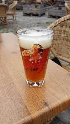 Abc Antwerpse Brouw Compagnie Brewery Taproom & Resto