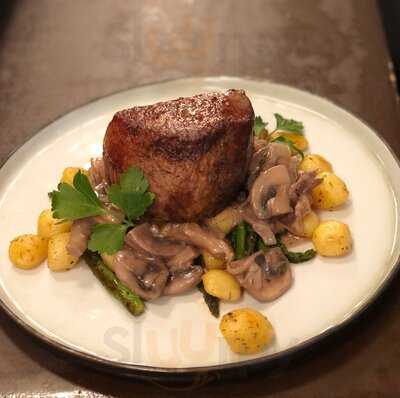 Continu Food & Drinks