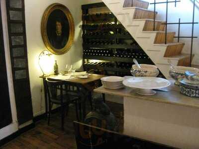 Le Wine Bar Des Marolles