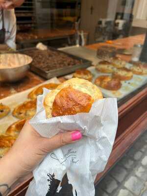 Aux Merveilleux De Fred