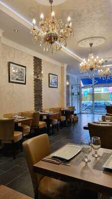 Le Zee Restaurant & Poissonnerie