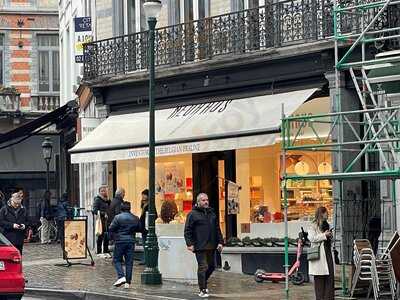Neuhaus Galerie De La Reine - L'atelier De Neuhaus