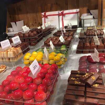 Chocolatier Elisabeth
