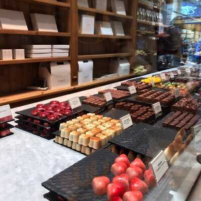 Chocolatier Elisabeth