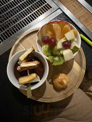 Les Fondus De La Raclette Bruxelles