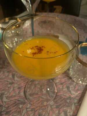 A L'ombre De La Ville