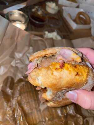 Ellis Brussels Place St Catherine