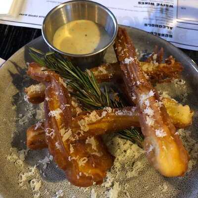 Ellis Brussels Place St Catherine