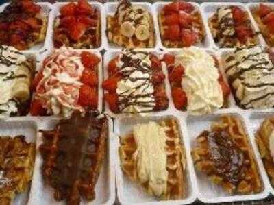 Maison Dandoy - Tea Room & Waffles