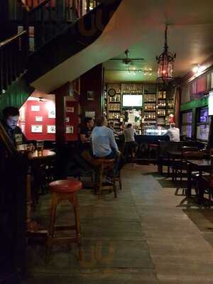 Churchill's The English Pub