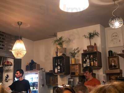 De Bruxelles Et D'ailleurs