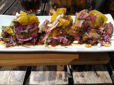 De Bruxelles Et D'ailleurs