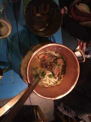 De Bruxelles Et D'ailleurs