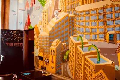 Les Super Filles Du Tram