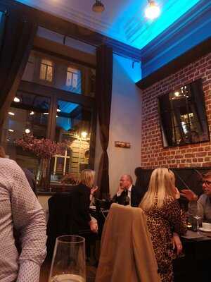 Atrio Restaurant & Bar + Terrace