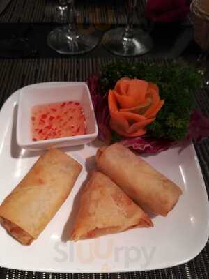 Bois Savanes In Town