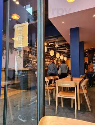 Cafe Maison Du Peuple