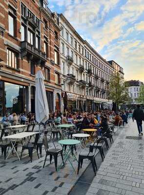 Cafe Maison Du Peuple