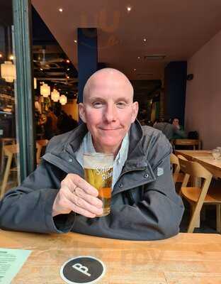 Cafe Maison Du Peuple