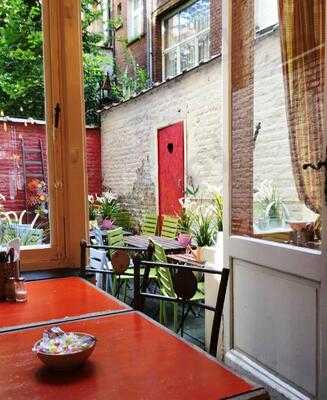 Apdm - Aux Pays Des Merveilles