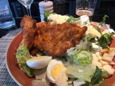 Victor Bar & Restaurant