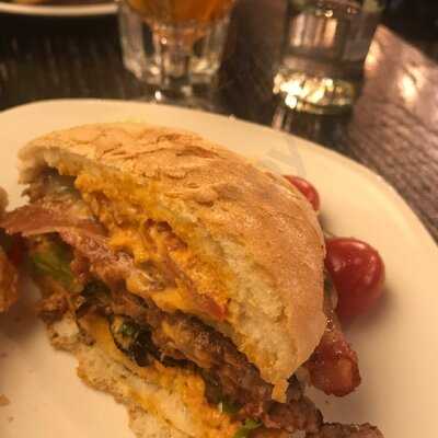 Ellis Brussels Place Jourdan