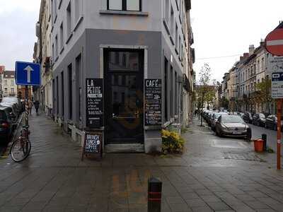 La Petite Production