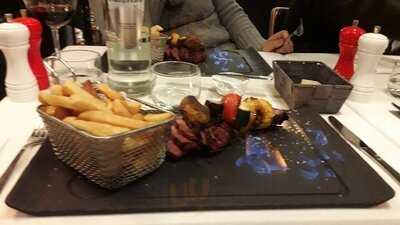 Carnivore Charcoal Grill