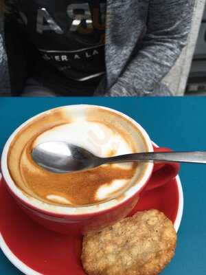 Pipaillon - Factory Store & Coffee Bar